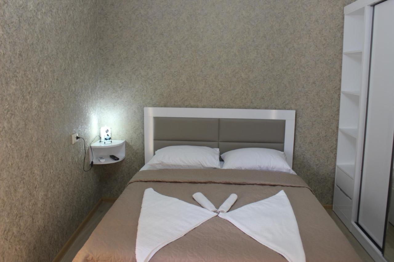 Hotel Tarasa Kutaisi Ngoại thất bức ảnh