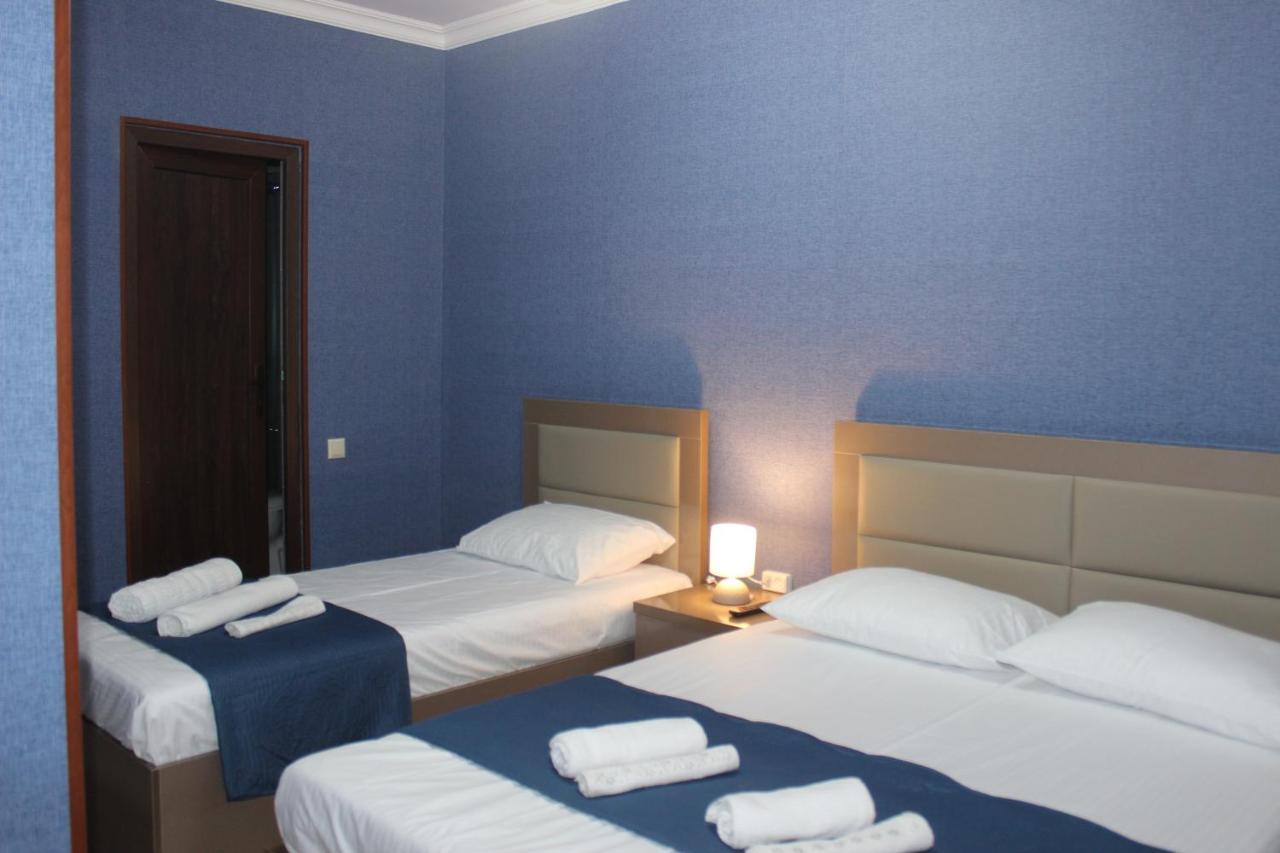 Hotel Tarasa Kutaisi Ngoại thất bức ảnh